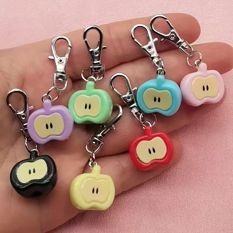 Phone Accessories Are - พวงกุญแจเรซินรูปแอปเปิ้ล 7 ชิ้น เหมาะสำหรับตกแต่งกระเป๋าและโทรศัพท์ เป็นตัวเลือกที่ดีที่สุดสำหรับของขวัญ